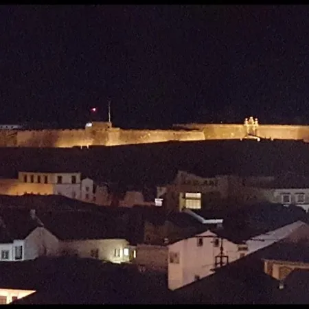 Telhados D'angra Al * أنغرا دو إِراويزو